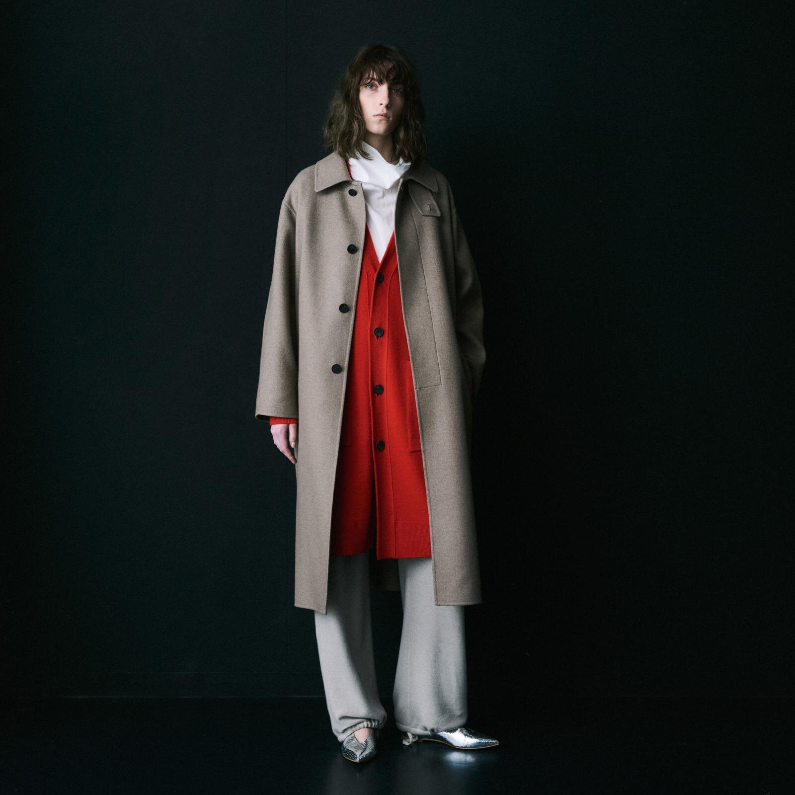 エイトン 2025-26年秋冬｜female ステンカラーコート
