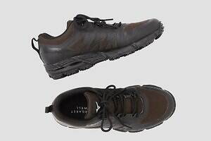 ミズノ×マーガレット・ハウエル“ゴアテックス搭載”スニーカー＆軽量ナイロンの巾着ミニショルダー