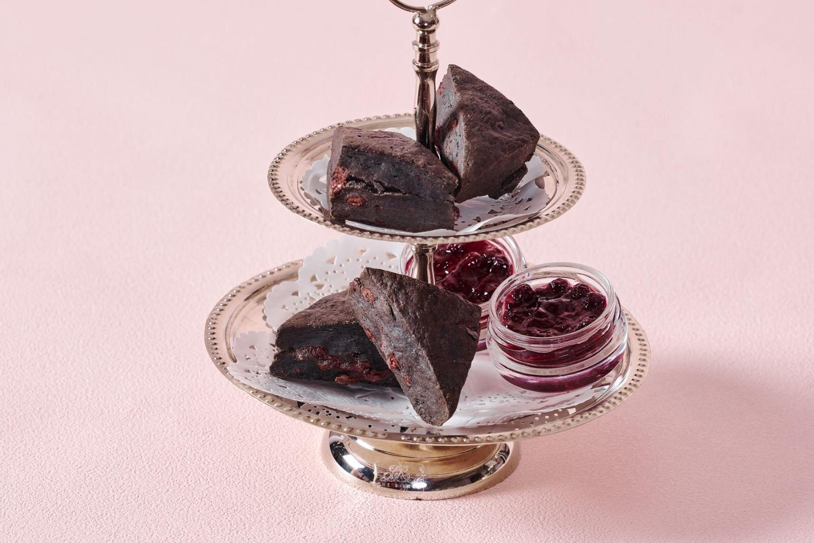 ハーゲンダッツ(Häagen-Dazs) モノクロ・ゴシックアフタヌーンティーwith ハーゲンダッツ｜写真5