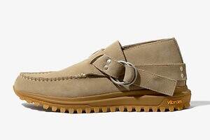 エンジニアド ガーメンツ×スイコック“ダブルリングのベルト仕様”メンズモカシンシューズ