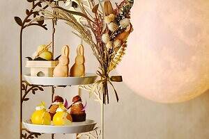 「お月見アフタヌーンティー」うさぎ型最中や満月風柚子ムースなど秋スイーツ、東京や大阪など5都市で