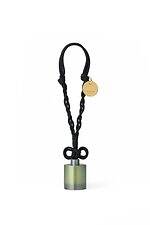 ジル サンダーが京都の伝統工房とコラボ、澄んだ音色の“おりん”チャームやアーカイブ生地の布扇子｜写真2