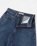 リーバイス“洗練シルエット”のワイドデニムパンツ、アーバンリサーチ限定で｜写真4