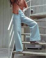 リーバイス“洗練シルエット”のワイドデニムパンツ、アーバンリサーチ限定で｜写真7