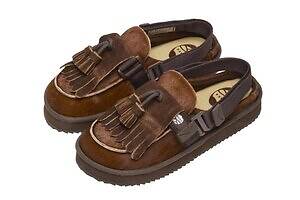 シャカから“ヘアレザー”のモカシン風サンダル、タッセル＆踵ストラップ着脱可能の4WAY