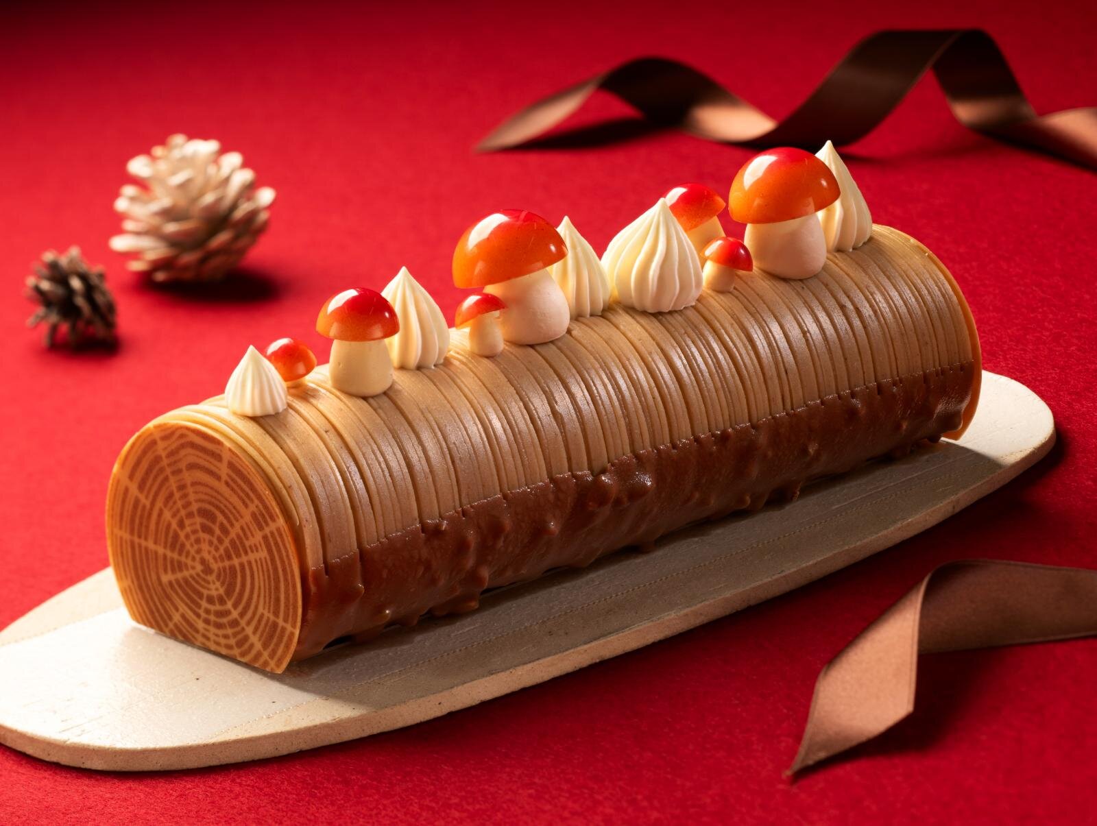 ブッシュ・ド・ノエル(長さ23cm×高さ7cm) 料金：7,560円