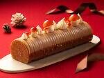 ザ・キャピトルホテル 東急25年クリスマスケーキ、“真っ赤なオーナメントチョコ”飾った苺ケーキなど｜写真1