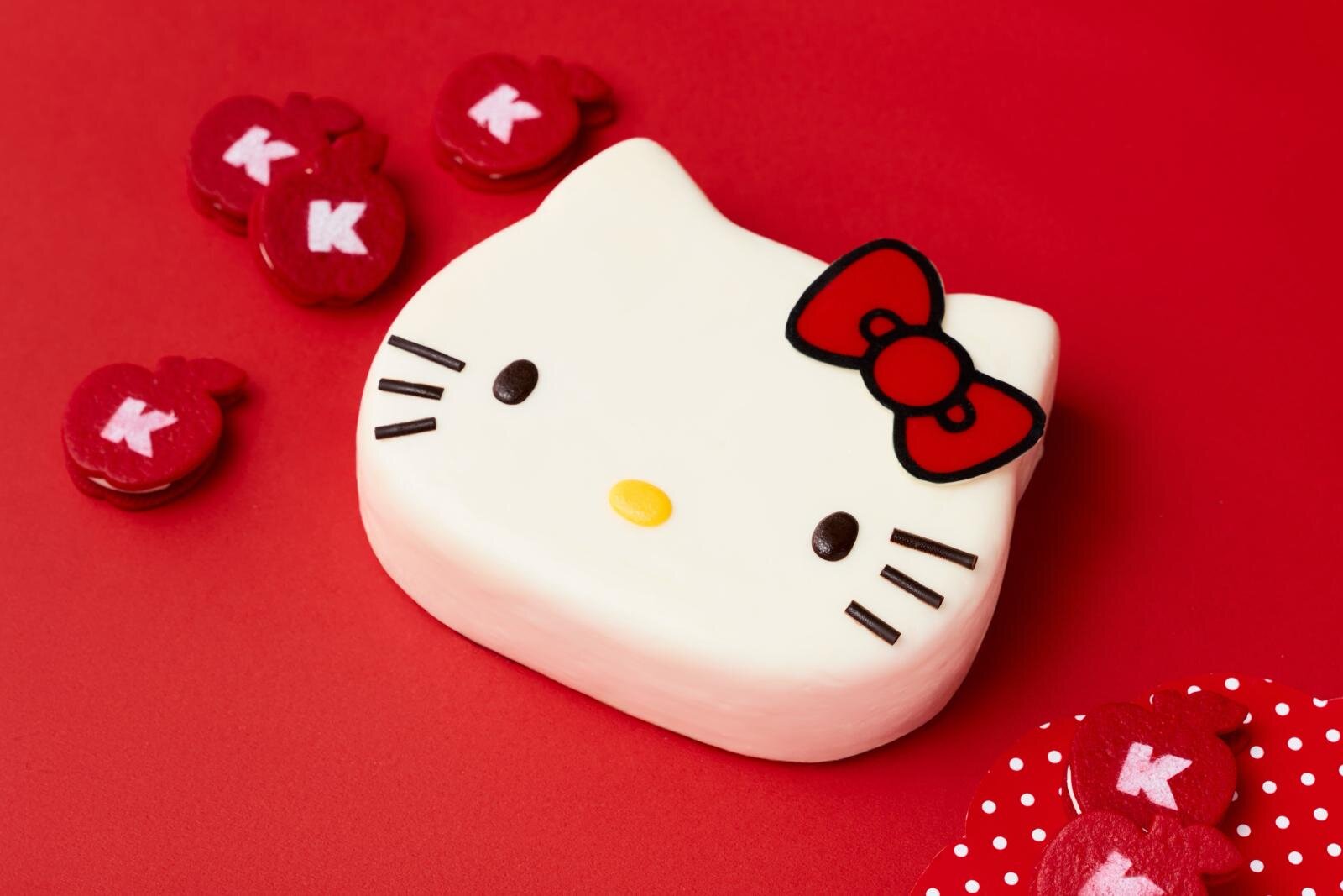 HELLO KITTYの“はい、チーズ！”ケーキ 