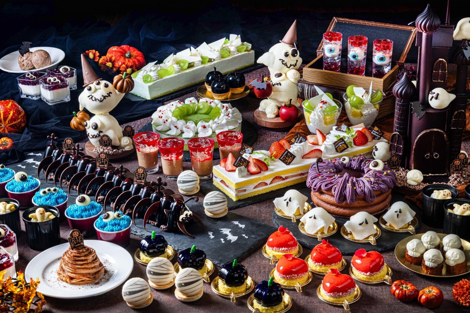 サンシャインシティプリンスホテル"ハロウィン"スイーツビュッフェ、お化けバウムクーヘン登場｜写真1