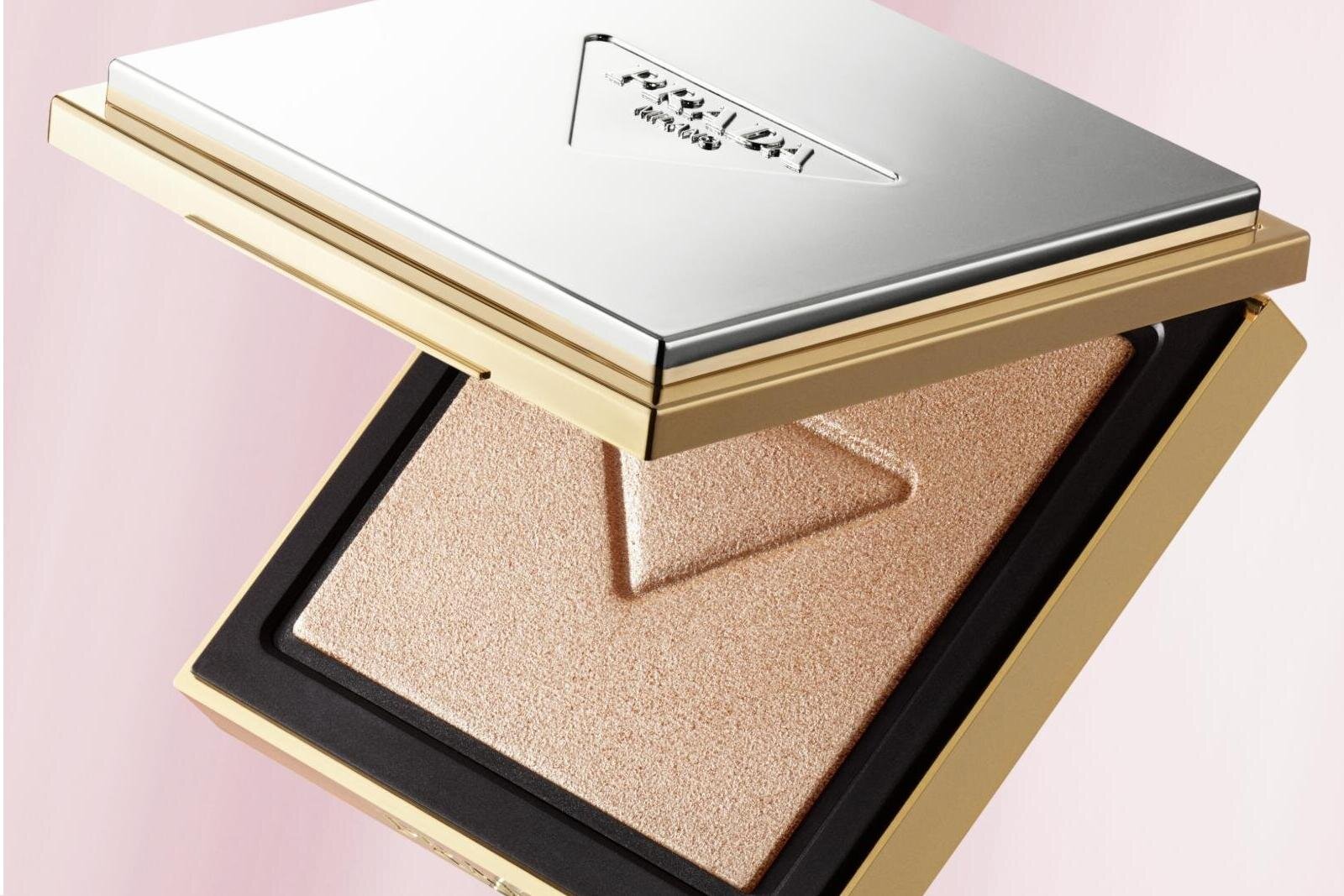 2025年冬コスメ特集＜ベースメイク編＞崩れないデパコス・プチプラ最新ファンデーションや化粧下地