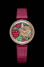 ヴァン クリーフ＆アーペルのジュエリーウォッチ、”ラズベリー＆ブルーベリー”に妖精が戯れる腕時計｜写真3
