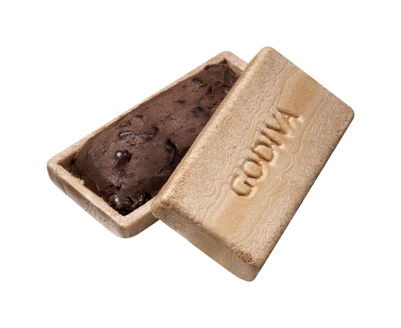 「最中 オ ショコラ」 ダークチョコレート小倉餡