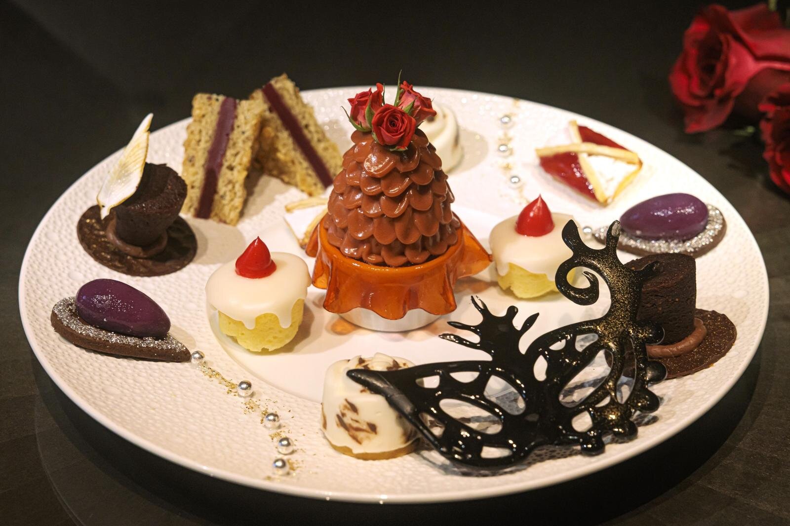 ‟仮面舞踏会”テーマのハロウィンアフタヌーンティー、ザ・プリンスギャラリー 東京紀尾井町で