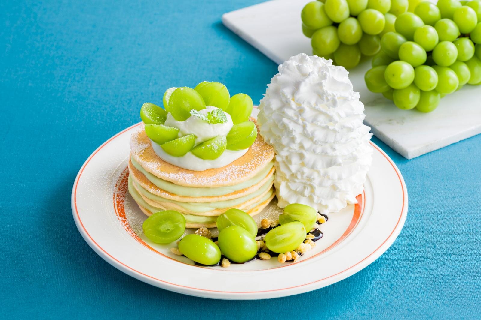 「シャインマスカットのパンケーキ」2,728円 ※イートインのみ