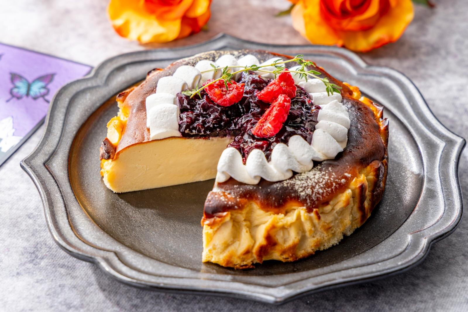 ごろっとブルーベリーのバスクチーズケーキ