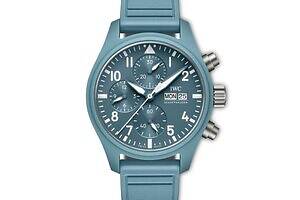 IWC“ライトブルー”の限定パイロットウォッチ「トップガン」セラミックケース×ラバーストラップで