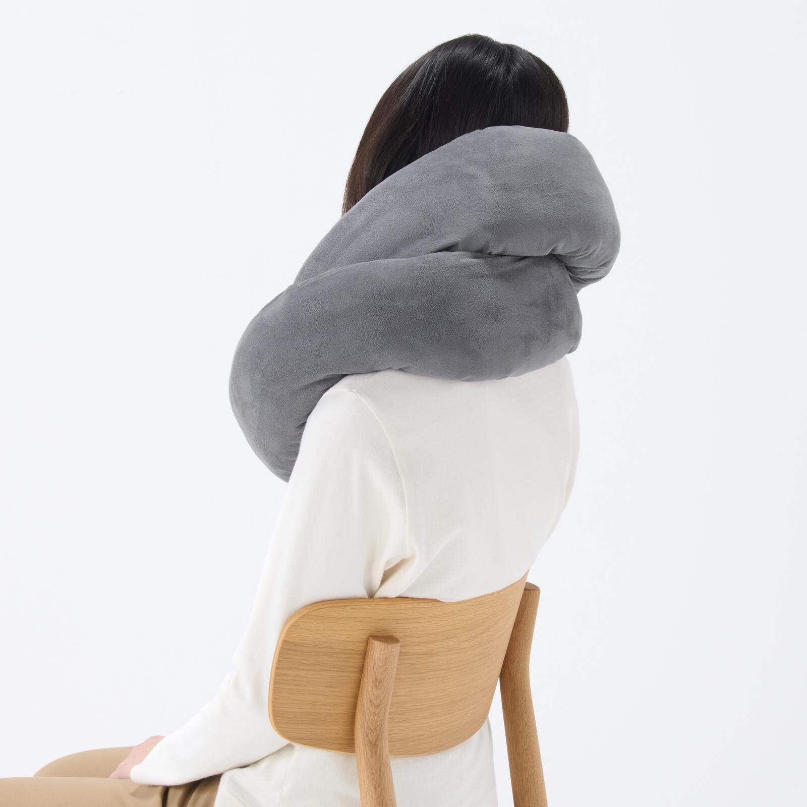 無印良品(MUJI) 自由に巻けるループクッション｜写真20