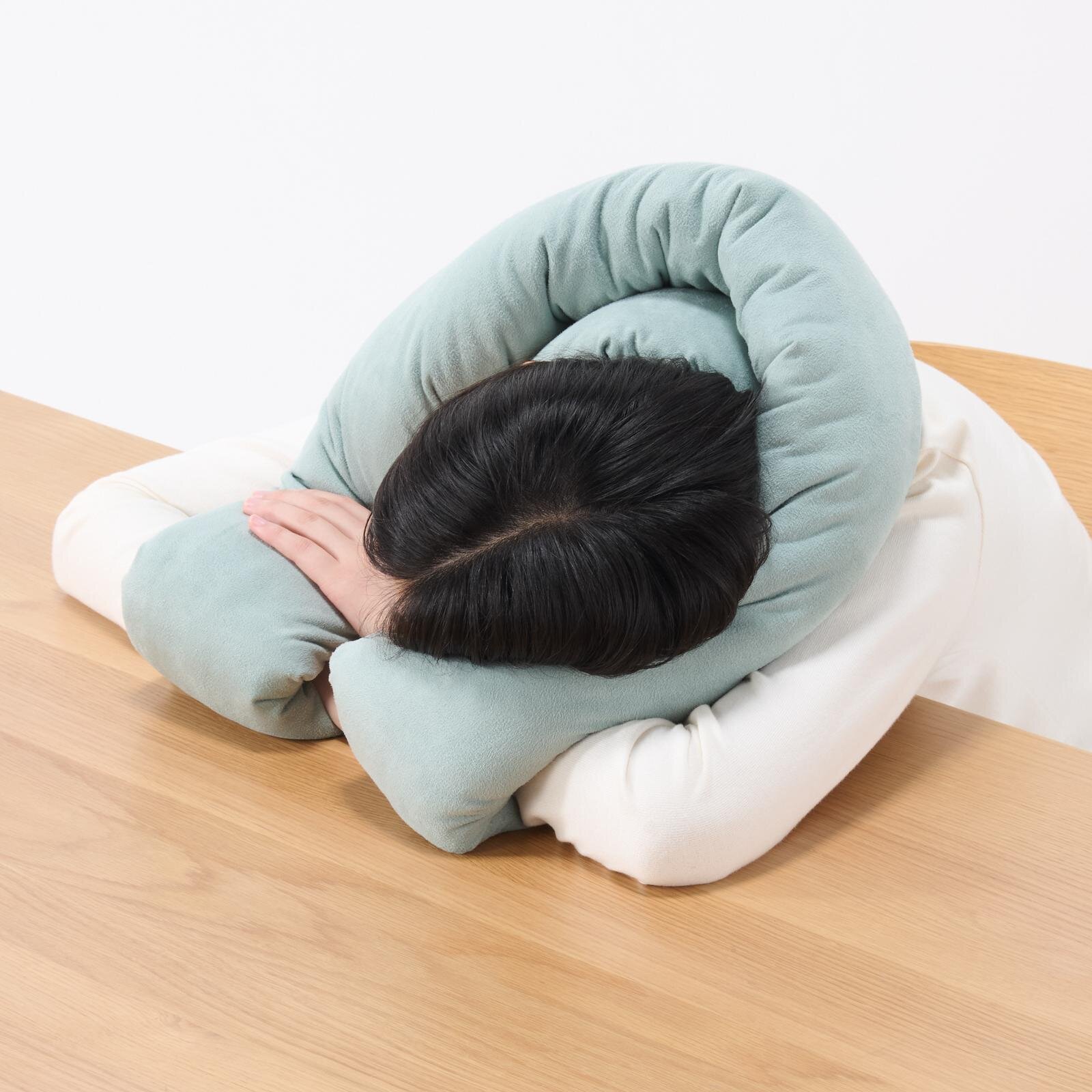 無印良品(MUJI) 自由に巻けるループクッション｜写真7