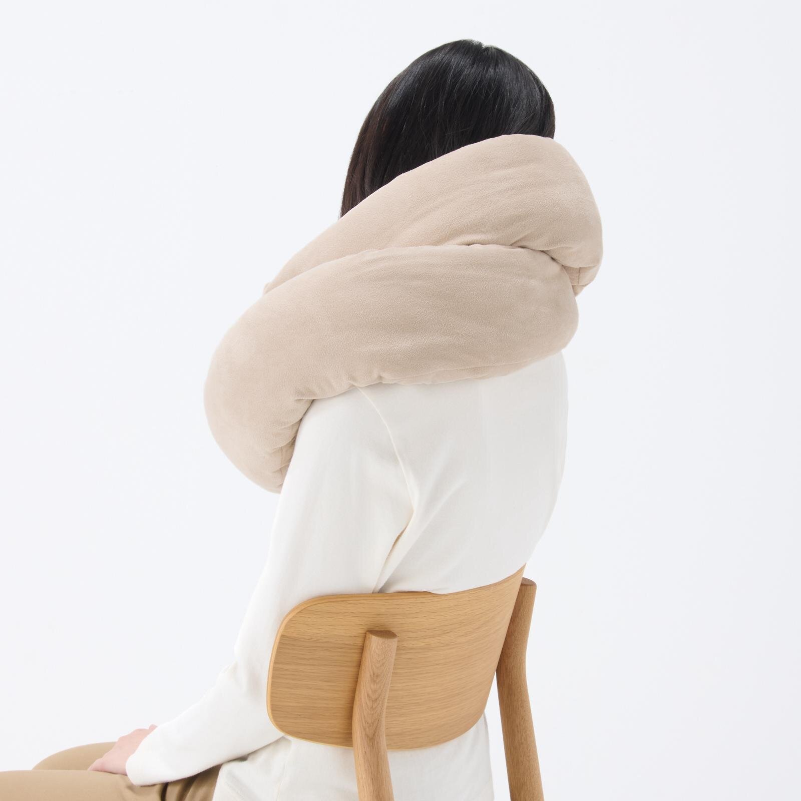 無印良品(MUJI) 自由に巻けるループクッション｜写真13