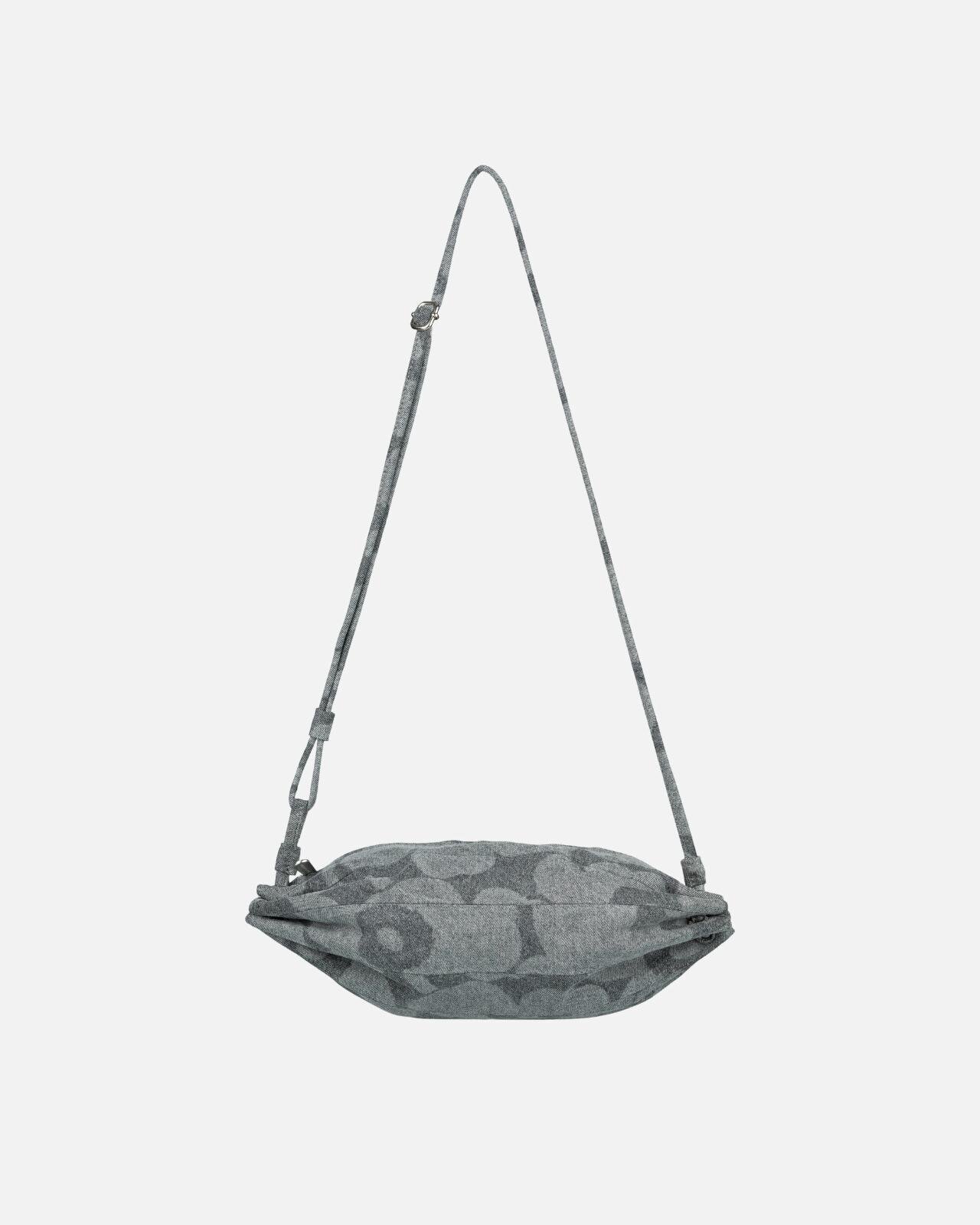 カルラ デニムショルダーバッグ 48,400円