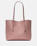 ケイト・スペード25年秋、“結び目”ディテール付きくすみピンクのショルダー＆リング配したバケツバッグ｜写真40