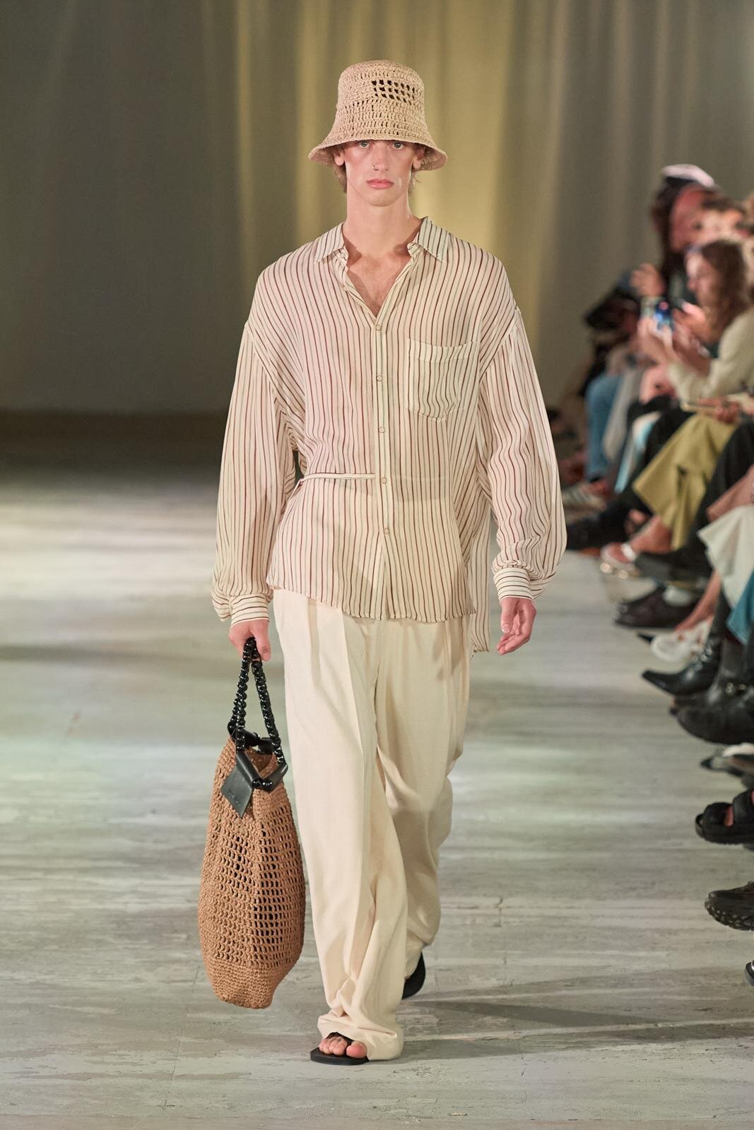 コモン スウェーデン 2026年春夏<span>コレクション</span> - 写真7
