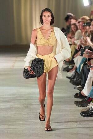 コモン スウェーデン(CMMN SWDN) 2026年春夏ウィメンズ&メンズコレクション  - 写真4