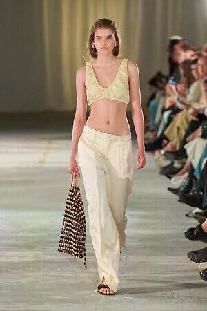 コモン スウェーデン(CMMN SWDN) 2026年春夏ウィメンズ&メンズコレクション  - 写真6