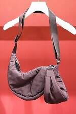 ユニクロ25年秋冬、新型バギーカーブジーンズや裏地チェックのショートブルゾン｜写真30