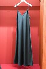 ユニクロ25年秋冬、新型バギーカーブジーンズや裏地チェックのショートブルゾン｜写真6