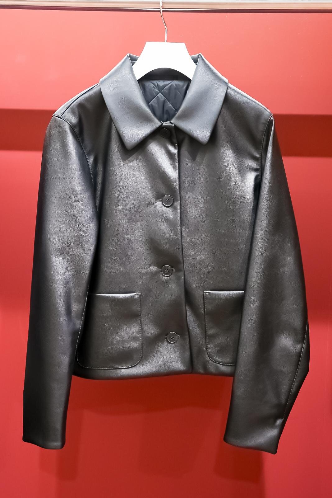 「コーティングショートジャケット」7,990円