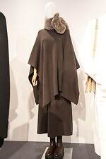 プラステ、村田晴信手掛ける25年秋冬ウィメンズニットベスト＆フェザーヤーンのショートコートなど｜写真24