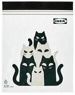 イケアのハロウィングッズ、”オバケ”クッションカバー＆黒猫キャンドル｜写真9