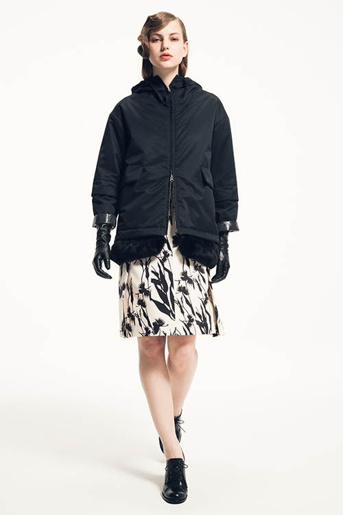 カミシマチナミ 2014-15年秋冬｜female ダウンジャケット