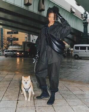 ヨロズ(yorozu) 2025-26年秋冬ウィメンズコレクション  - 写真1