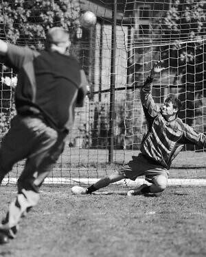 エフシーレアルブリストル(F.C.Real Bristol) 2025-26年秋冬メンズコレクション  - 写真21