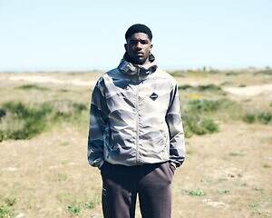 エフシーレアルブリストル(F.C.Real Bristol) 2025-26年秋冬メンズコレクション  - 写真34