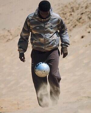 エフシーレアルブリストル(F.C.Real Bristol) 2025-26年秋冬メンズコレクション  - 写真41