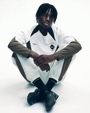 エフシーレアルブリストル(F.C.Real Bristol) 2025-26年秋冬メンズコレクション  - 写真45