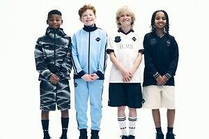 エフシーレアルブリストル(F.C.Real Bristol) 2025-26年秋冬メンズコレクション  - 写真53