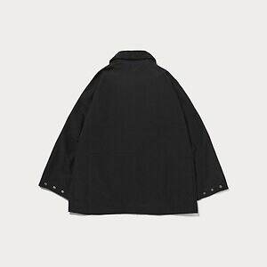 バブアー × ブリーフィング × ユナイテッドアローズ、“マルチポケット”ベスト搭載のジャケット｜写真2