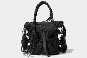 ビューティフルピープル”過剰な機能”で飾ったトートバッグ、2層ポケットや高耐久ロープ