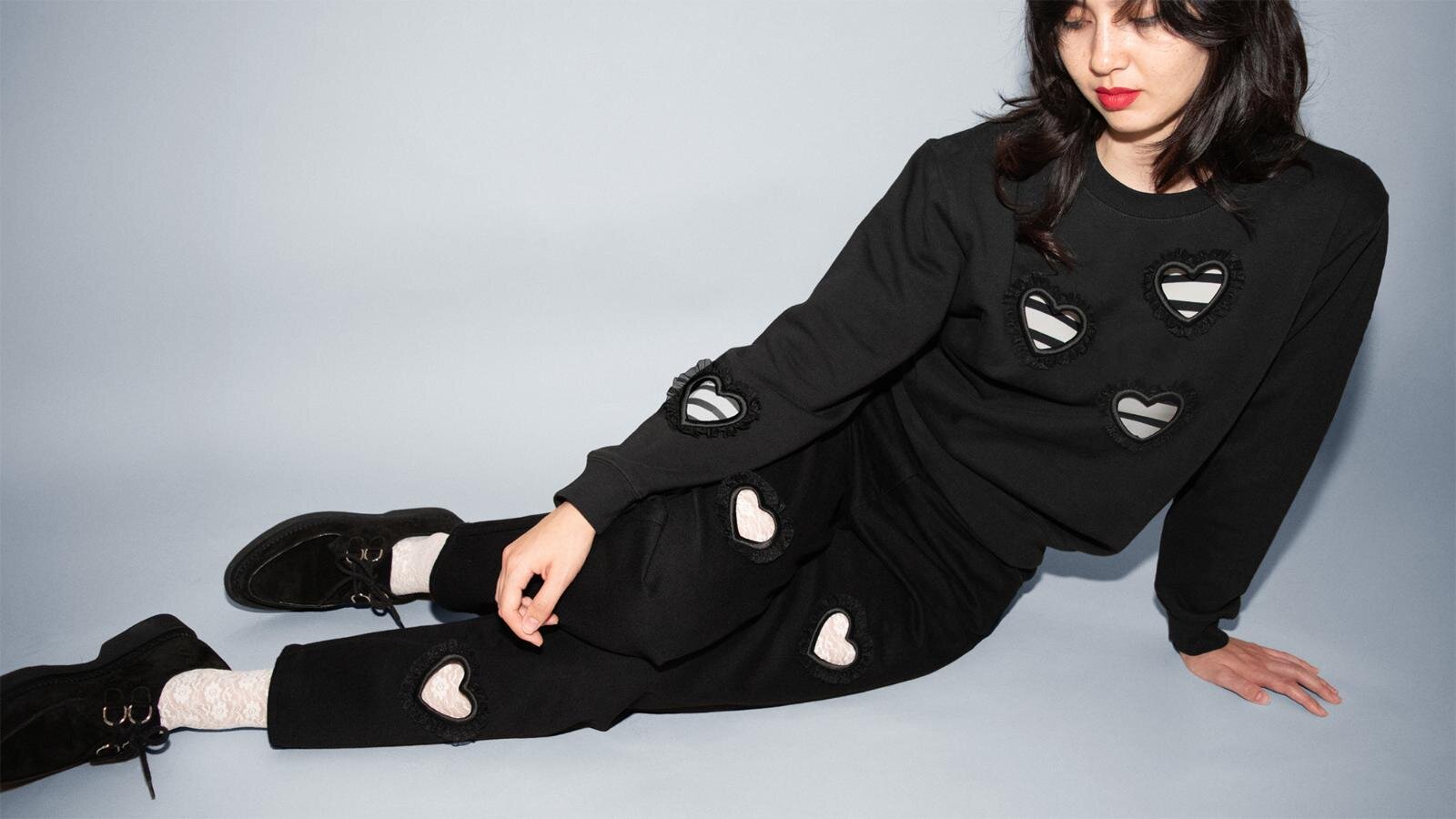キワンダキワンダ“ハート刺繍”オーダーTシャツ＆スウェットが銀座で、フリルとパールのオプションも｜写真3