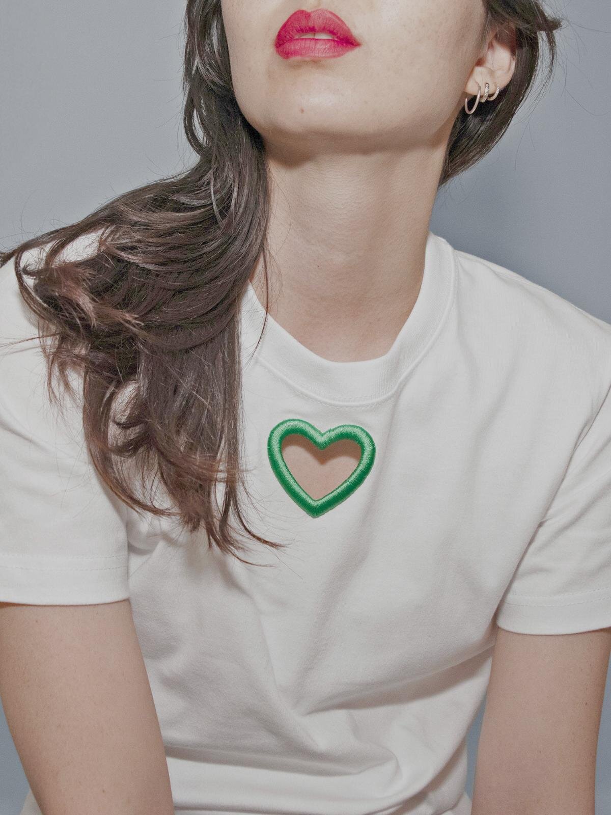 キワンダキワンダ“ハート刺繍”オーダーTシャツ＆スウェットが銀座で、フリルとパールのオプションも｜写真27