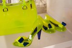 カラフル＆トロピカルなフルラ(FURLA)の最新バッグ＆シューズコレクション｜写真3