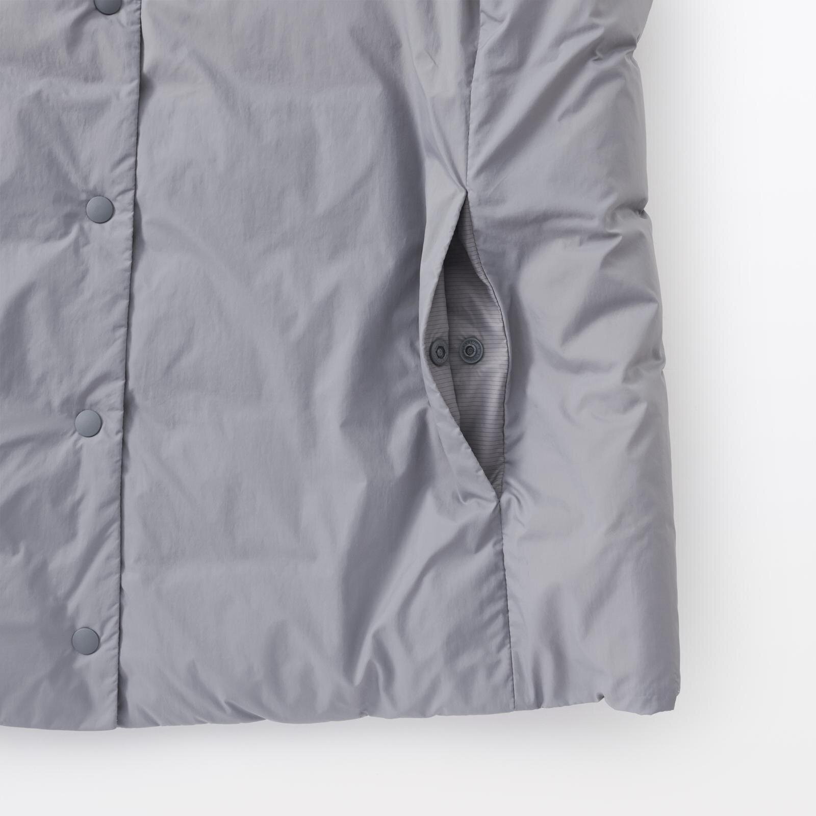 無印良品(MUJI) 軽量ダウンポケッタブル｜写真5