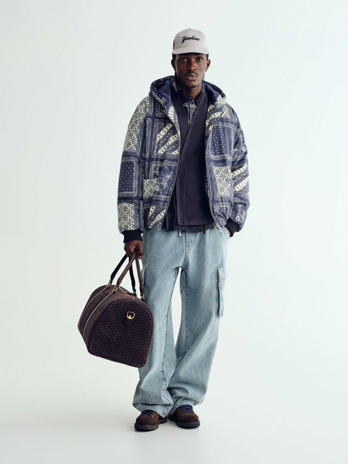 キス 2025年秋｜male ダウンジャケット