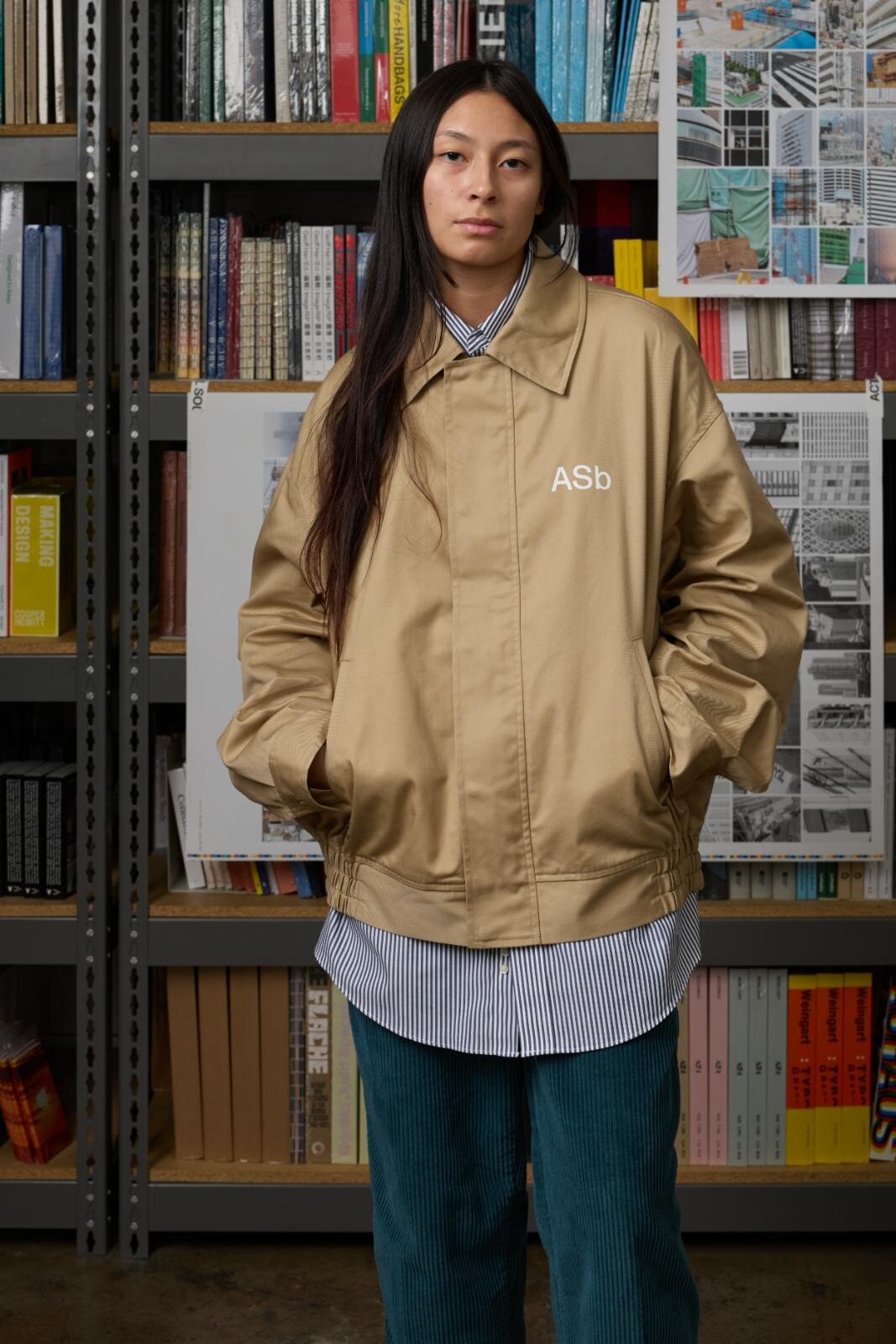 コーポレート ブルゾン “リトグラフ” 19,800円