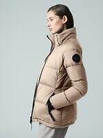 カナダグース“撥水性×耐久性”ダウンパーカー、シルエットを変えられるドローコード付き｜写真11