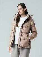 カナダグース“撥水性×耐久性”ダウンパーカー、シルエットを変えられるドローコード付き｜写真9